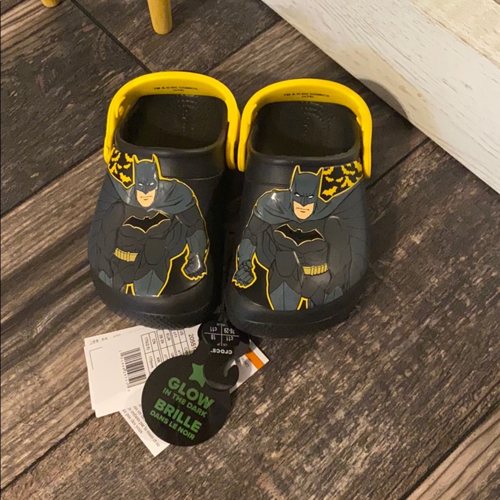 Batman Crocs